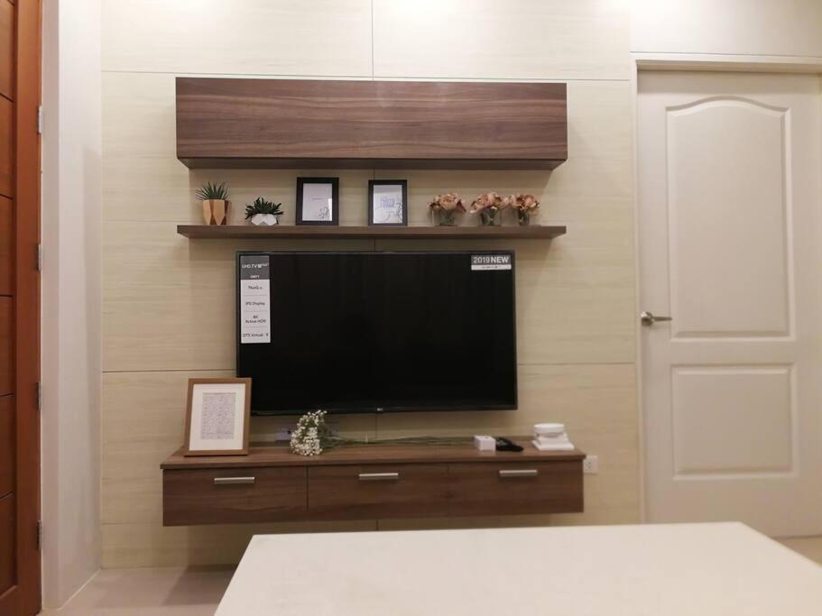 Adria Residences - Emerald Garden - 2 Bedroom Unit For 4 Person มะนิลา ภายนอก รูปภาพ