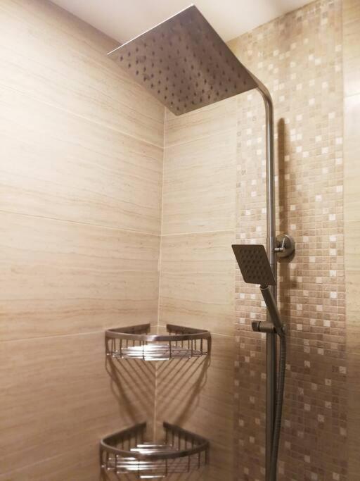 Adria Residences - Emerald Garden - 2 Bedroom Unit For 4 Person มะนิลา ภายนอก รูปภาพ